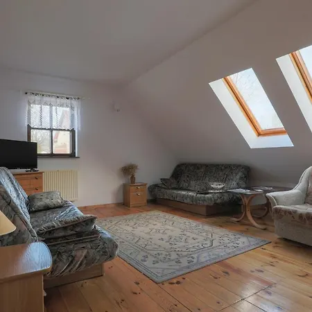 Nad Swiecajtami 民宿 Ogonki